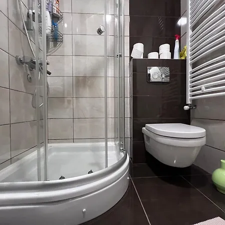 Stan Na Dan Flower Apartamento Šabac